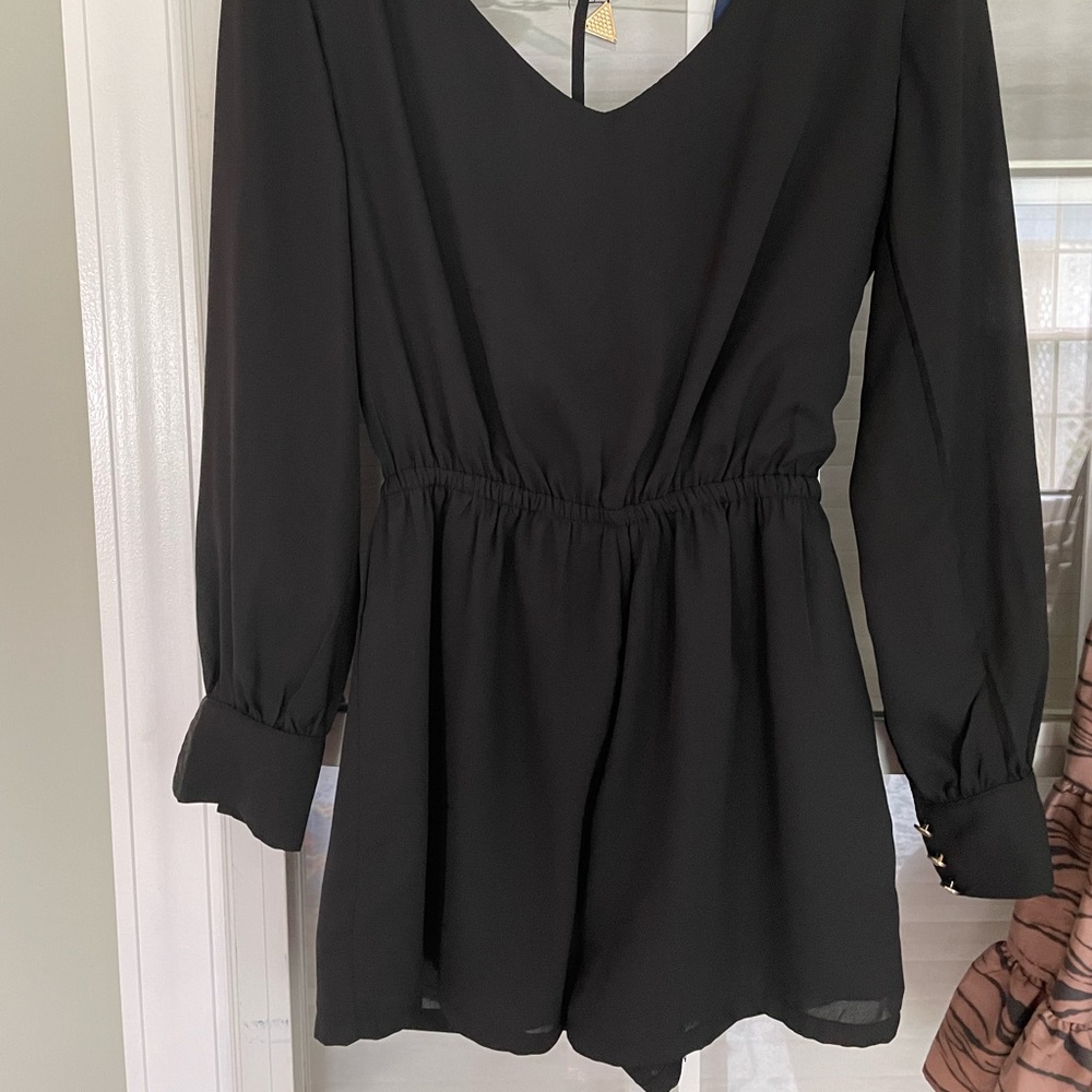 Black romper flowy with cinched waist